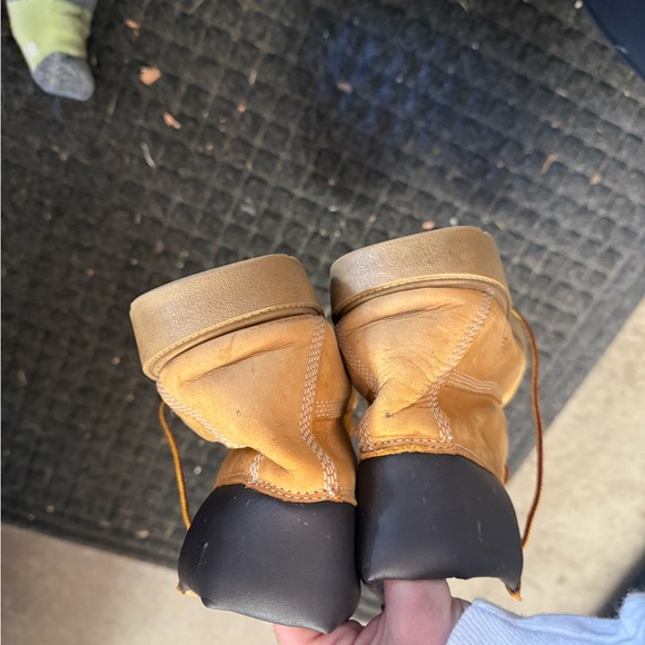 Timberlands - Picture 4 of 10